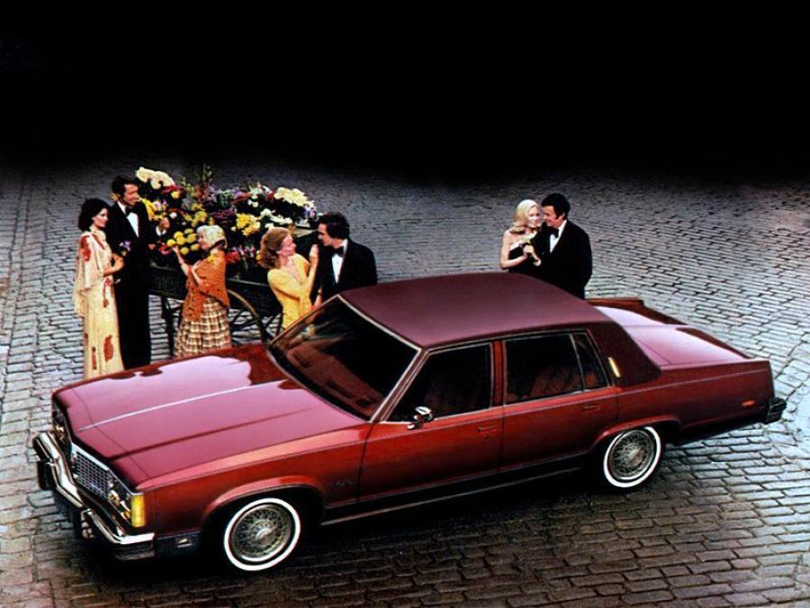  Oldsmobile 98 Regency Sedan 1977 года  (фото 2 из 4)